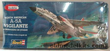 Revell 1/82 North American A-5A Vigilante Attack Bomber Lodela Issue, RH4131 plastic model kit